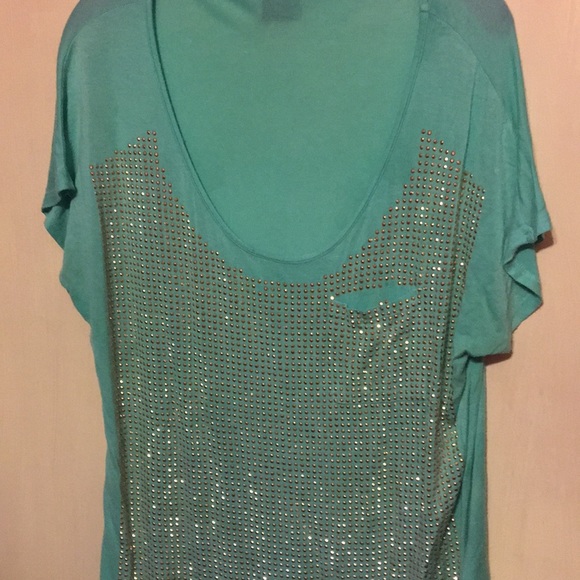 Daytrip Tops - Mint green sequin shirt size large